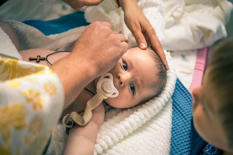 Свето тайнство Миропомазание