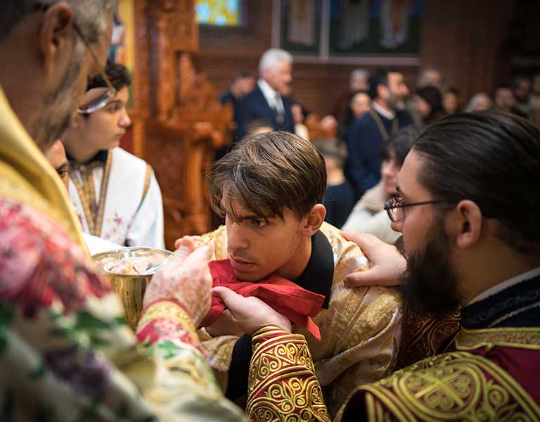 Свето тайнство Причащение (Евхаристия)