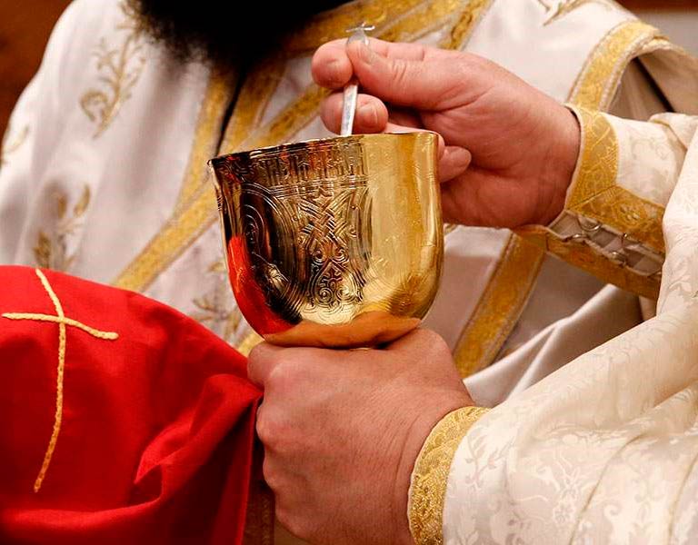 Свето тайнство Причащение (Евхаристия)