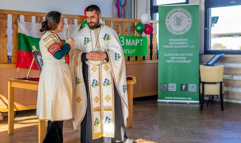 Благодарствен молебен за националния празник на България